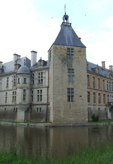 Château de Sully.jpg