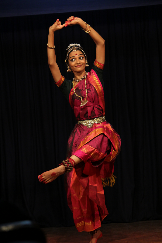 Danse Bharata Natyam, Kalpana (Centre Mandapa)