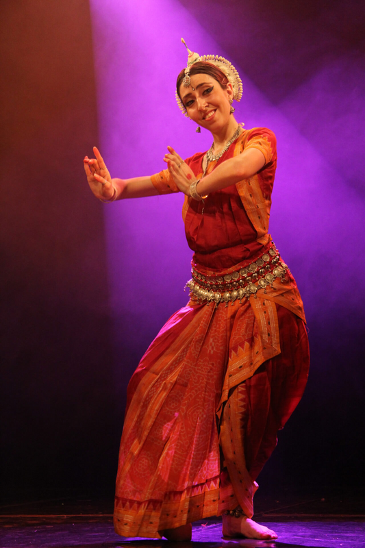 Danse Odissi - Mahina Khanum (Centre Mandapa)