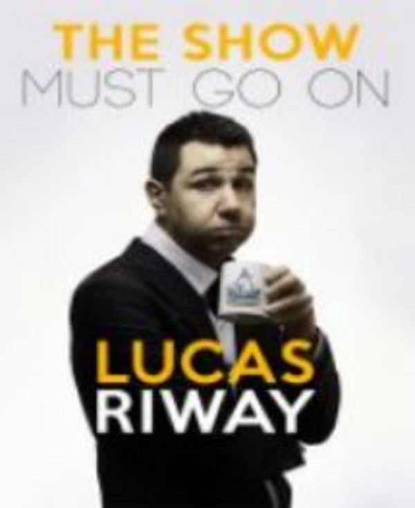 Lucas Riway Dans The Show Must Go On (La Cible)